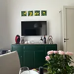 Garibaldi St Cozy Retreat Exclusive Boutique Apartment Trapani