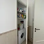 Garibaldi St Cozy Retreat Exclusive Boutique Apartment