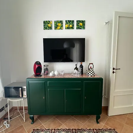 Garibaldi St Cozy Retreat Exclusive Boutique *