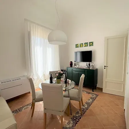 Daire Garibaldi St Cozy Retreat Exclusive Boutique Trapani